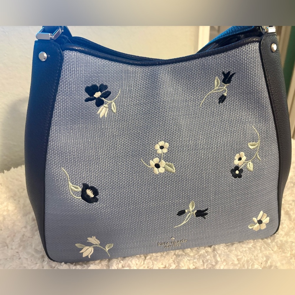 Kate Spade “Leila” Floral Embroidered Medium Triple Comp. Shoulder Bag EUC!